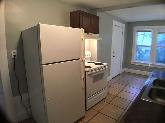 3rd image of 1766 27th St S