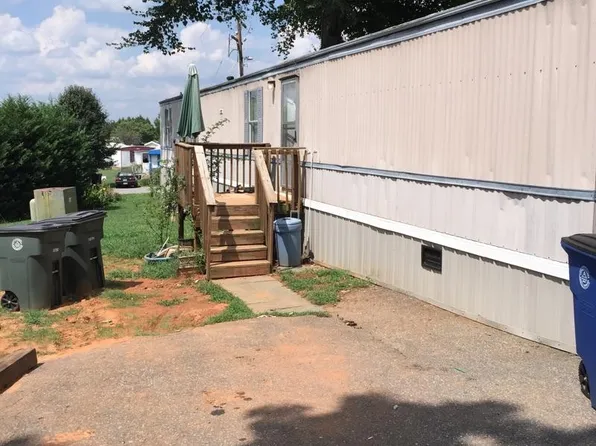 111 Herman Sipe Rd NW #24, Conover, NC 28613