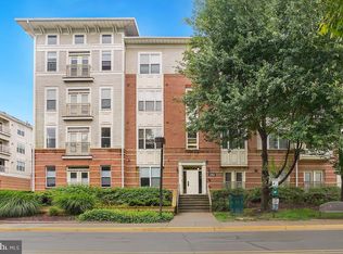 2765 Centerboro Dr APT 352, Vienna, VA