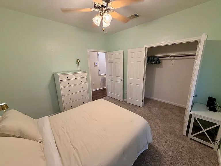 801 Wilkes St — Photo 17