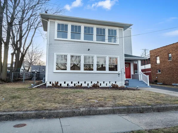 224 Regan St, Rockford, IL 61107
