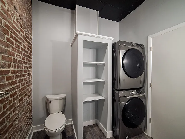 22 State St #4 — Photo 10