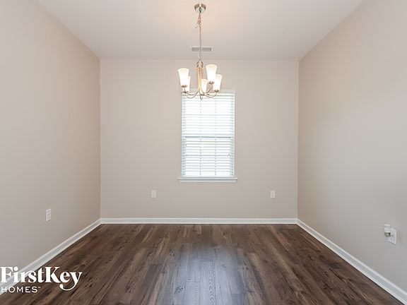 5th image of 421 Wheat Field Dr