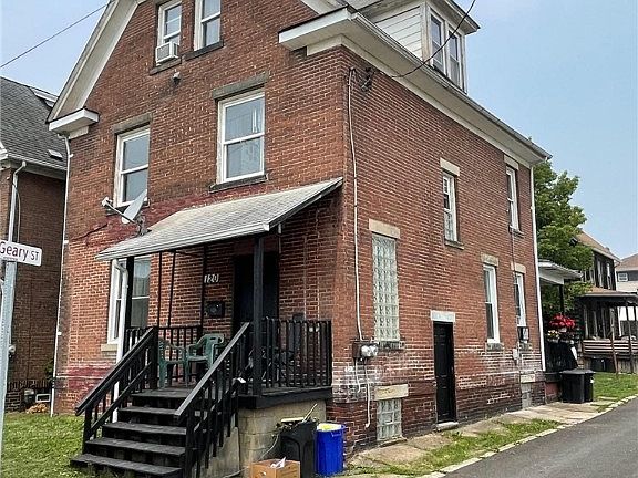 3rd image of 120 Goldwood Ave