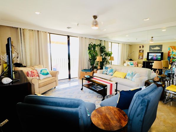 1 Marina Dr APT 408A