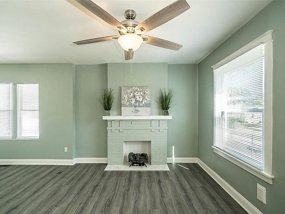 5th image of 2035 Yale Ave
