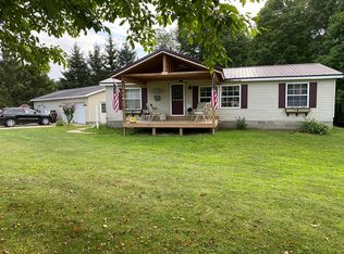 355 Blanchard St, Muir, MI 48860