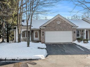 3846 Old Elm Dr SE, Kentwood, MI 49512