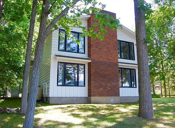 5th image of 211 Corlear Dr