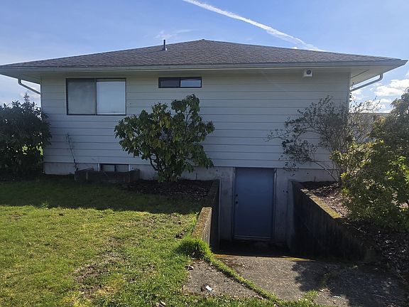 2nd image of 117 Plomondon Rd