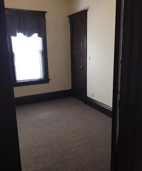 803 11th St #2 — Photo 31