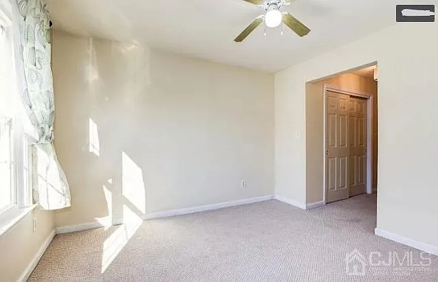 1335 Waterford Dr — Photo 17