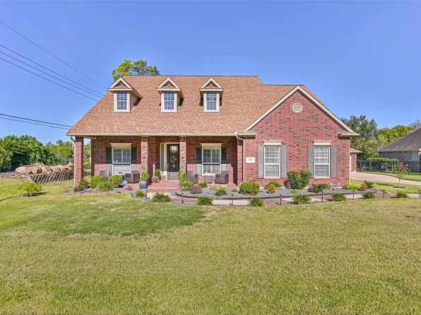 1621 Pine Crest Dr, Pearland, TX 77581