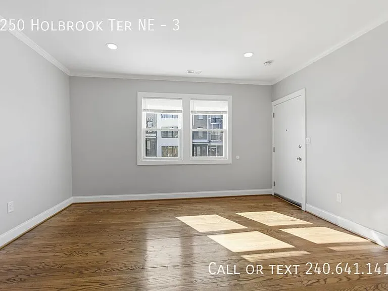 1250 Holbrook Ter NE #3 — Photo 1