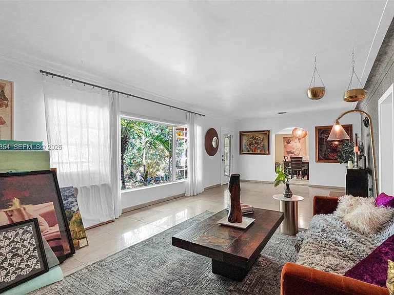 9325 NE 5th Ave — Photo 12