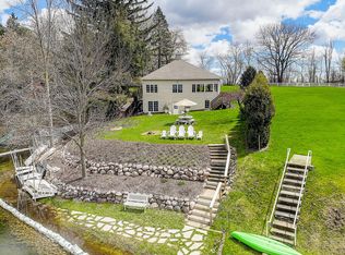 135 E Lake Ln, Colgate, WI 53017