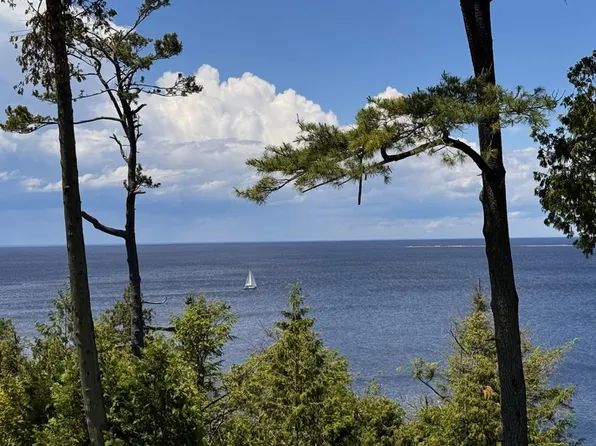 10688 Mariners Pointe Dr Unit 1101, Sister Bay, WI 54234