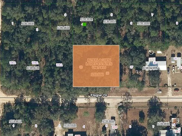 222 Flagler Dr, Interlachen, FL 32148