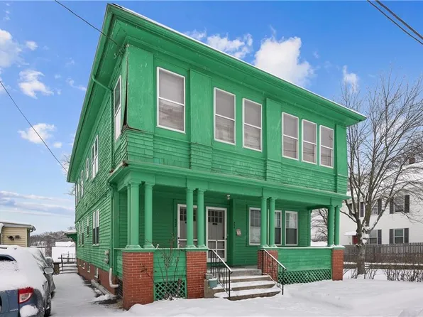 342 Jastram St, Providence, RI 02908