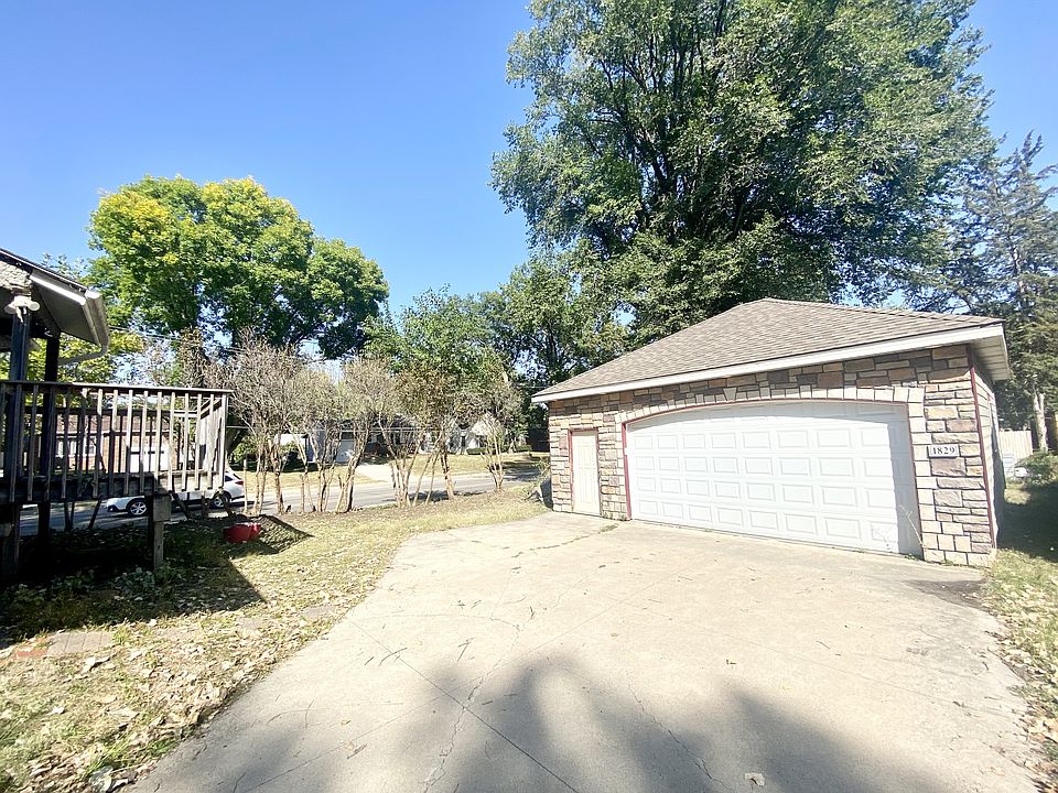 1st image of 1829 48th St