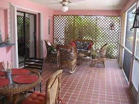 3rd image of 955 NW 93rd Ave