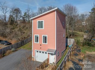 366 State St, Asheville, NC 28806