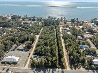 139 Iowa St, Carrabelle, FL 32322