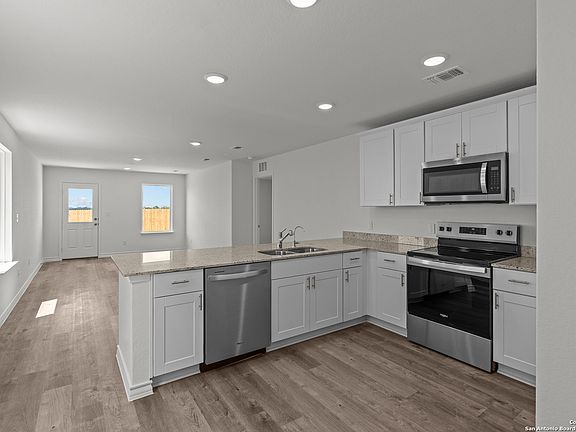 2nd image of 1319 Vallarta Centro