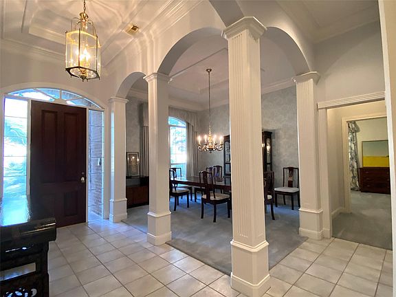 5th image of 14502 Wisteria Hollow Ln