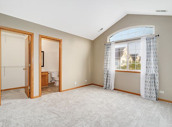 4th image of 277 Nicole Dr Unit C