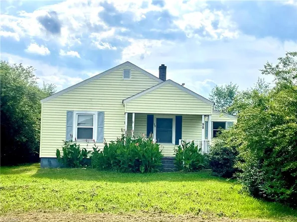 98 Browns Chapel Rd, Gibsonville, NC 27249