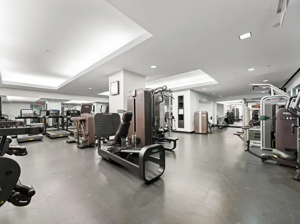 20 Pine Street image 10 of 14