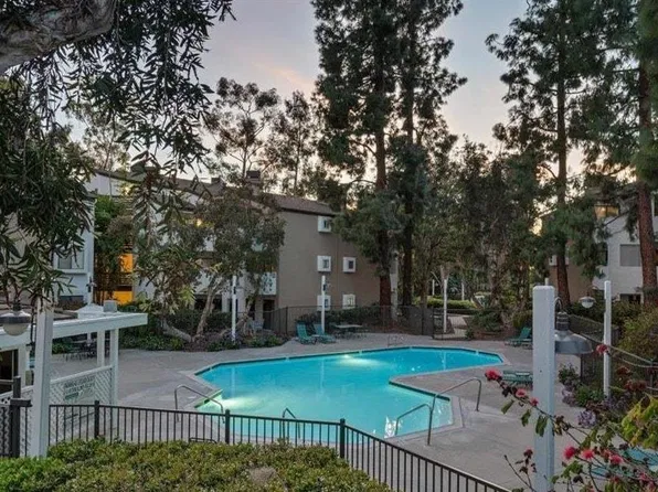 9709 Mesa Springs Way Unit 211, San Diego, CA 92126