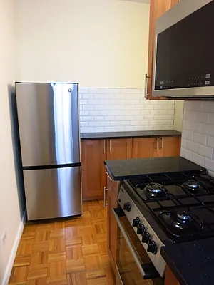 Rented by City & Suburban | media 2