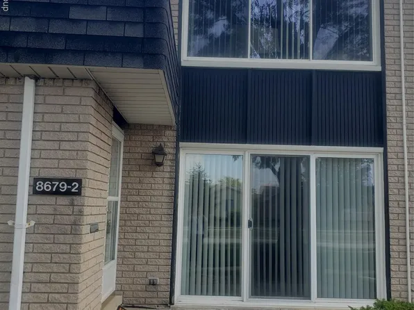 8679 Kennedy Cir Unit 2, Warren, MI 48093
