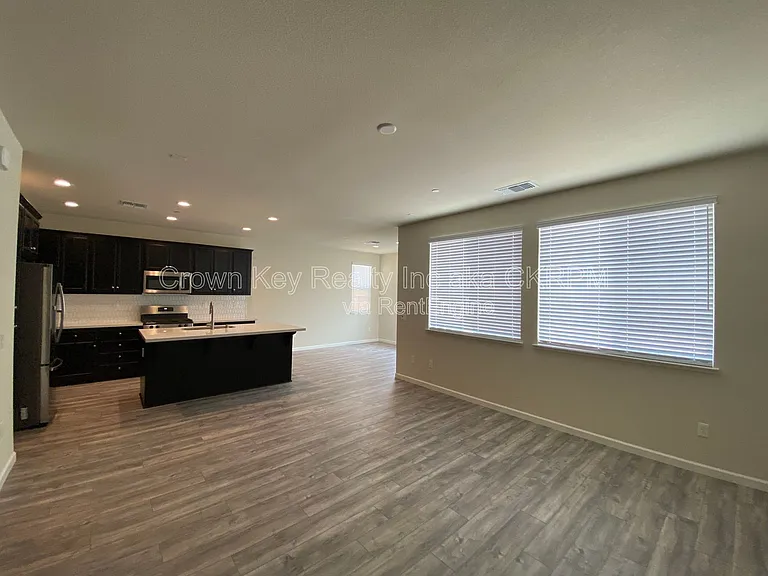 3620 Historic Ct — Photo 5