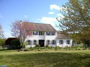 11 Greenfield Rd, Cochranville, PA 19330