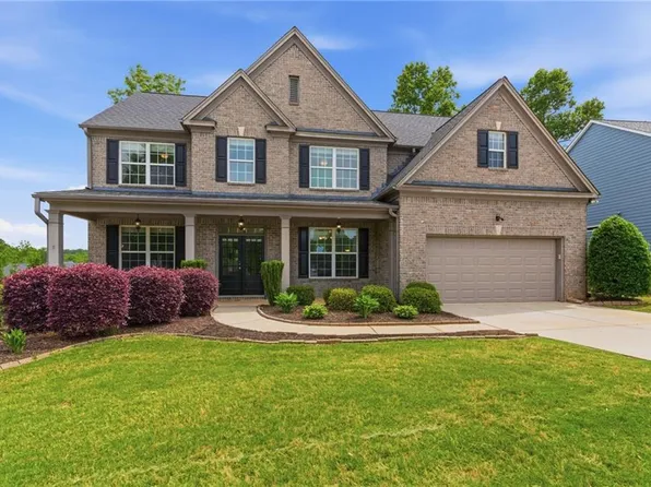 6040 Vista Crossing Way, Cumming, GA 30028