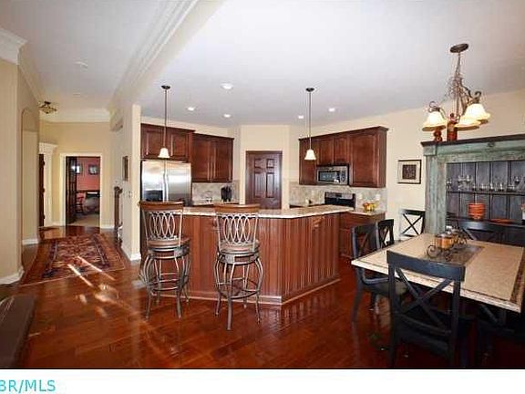 3rd image of 9382 Pratolino Villa Dr #9382