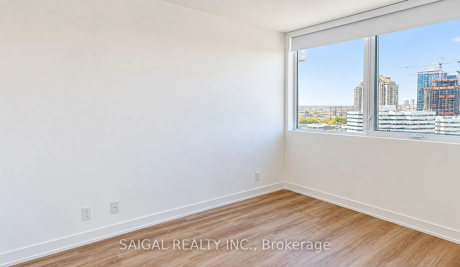 3 bed, $3,425 — Photo 4