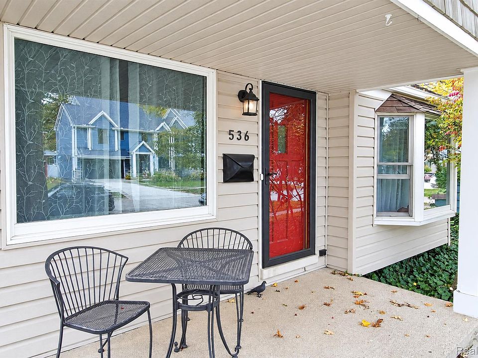 536 S Minerva Ave, photo 4