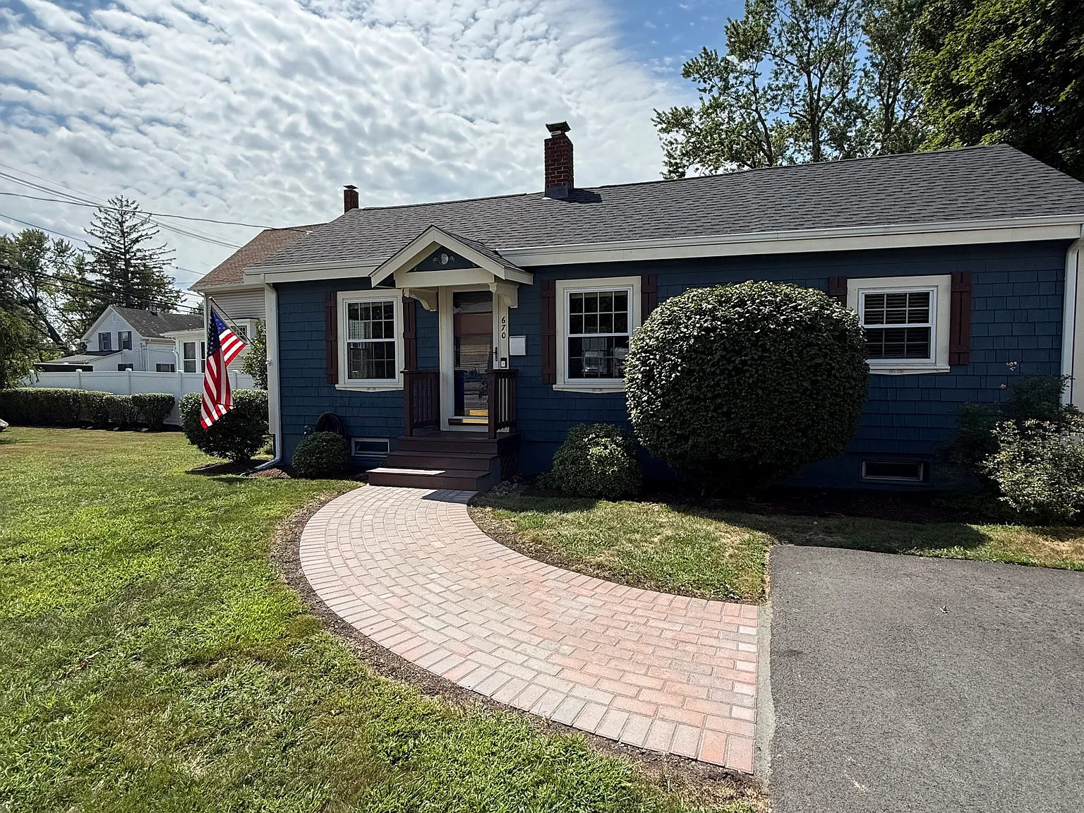2 bed, 648 sqft, $2,500 — Photo 3