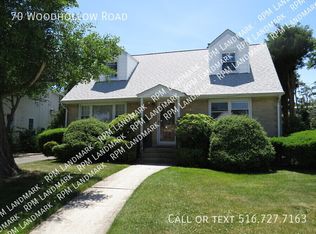 70 Woodhollow Rd, Albertson, NY 11507
