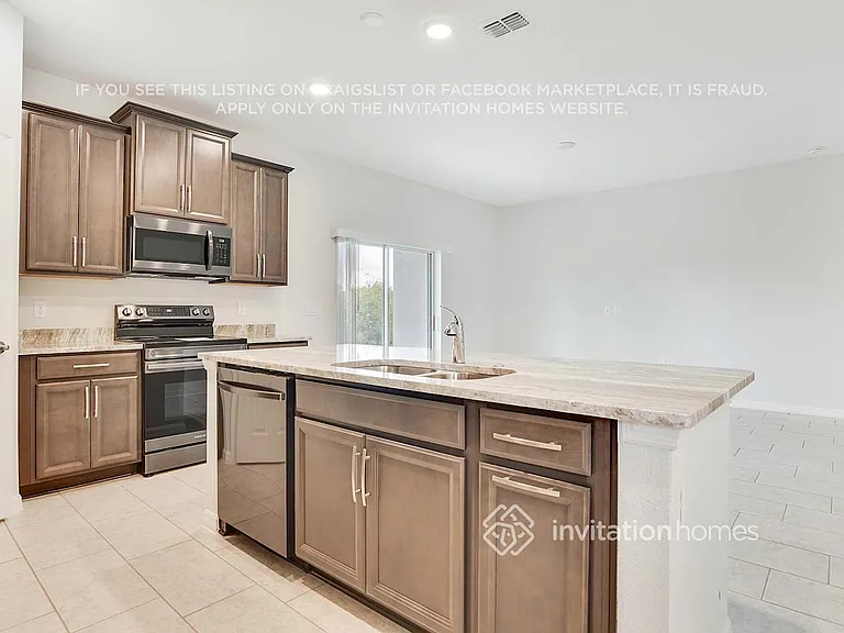 5625 Beggs Rd — Photo 11