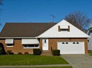 24361 Beachland Dr, Euclid, OH