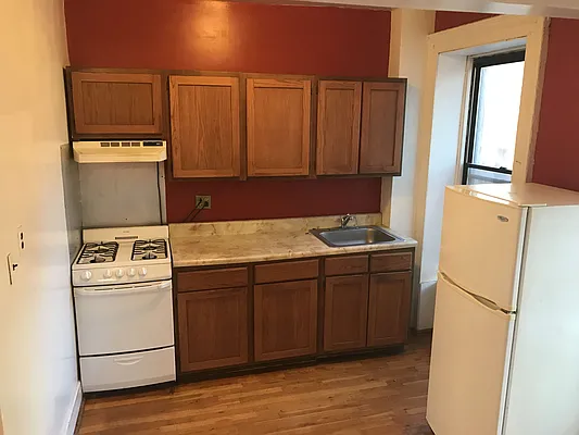 Rented by Realty Nerd | media 11