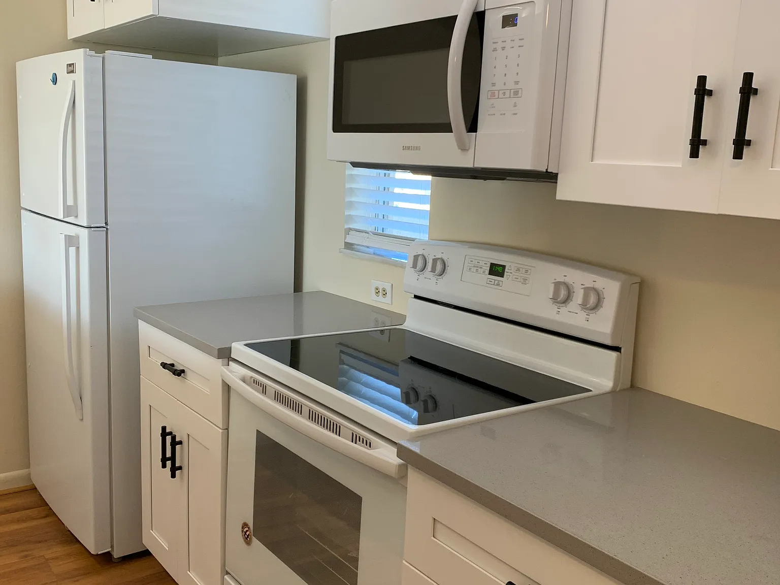 2/2 Unit Coral Springs — Photo 2