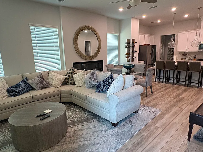 8487 Challenger Ln — Photo 36