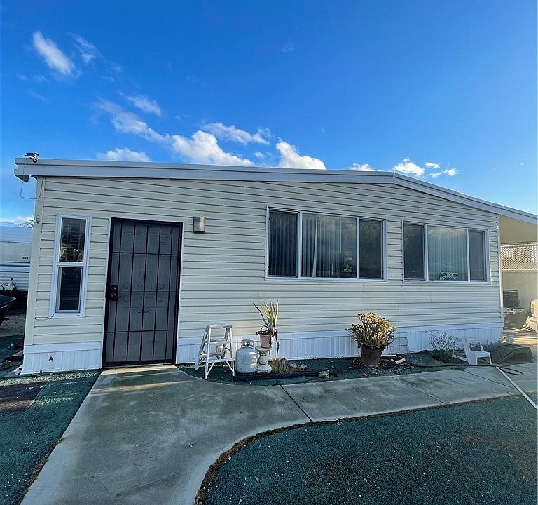 1st image of 44733 Cornish Ave
