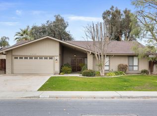 7808 Selkirk Dr, Bakersfield, CA 93309
